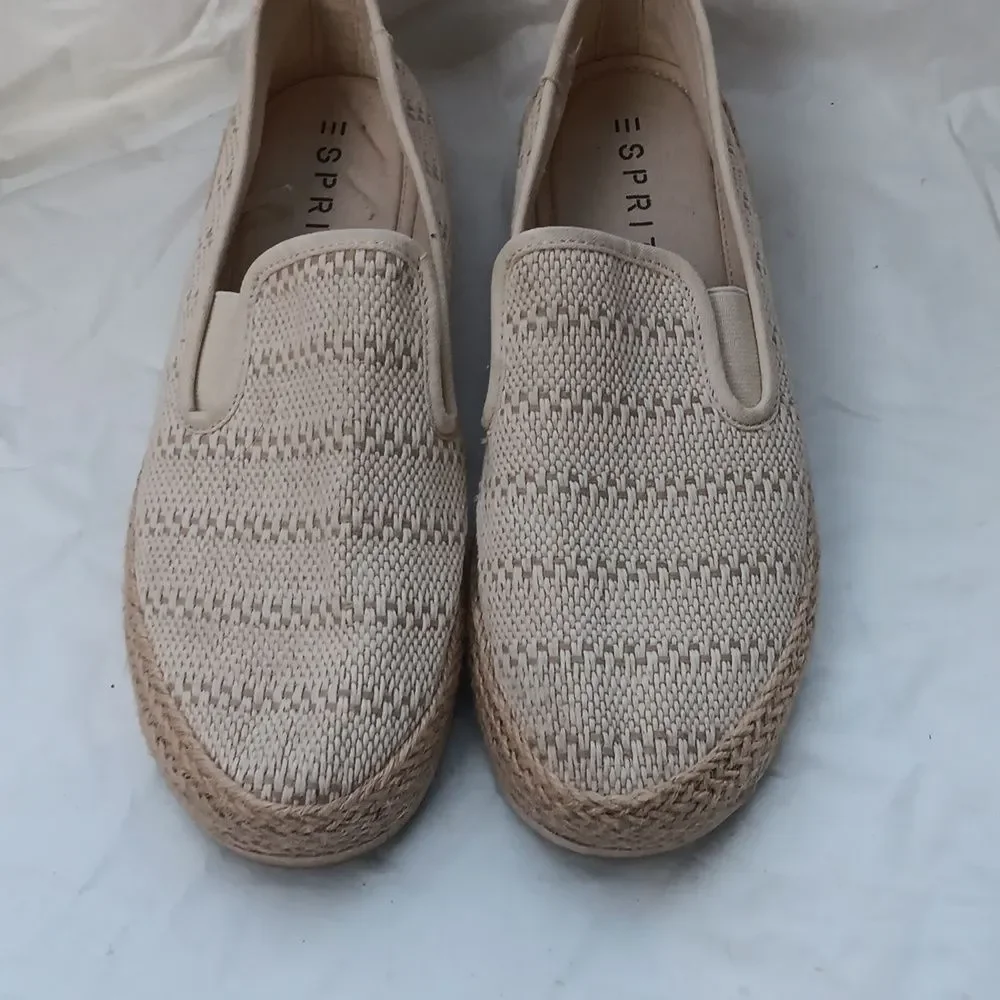 Esprit Women's Cream Slip-On Shoes Size 8.5